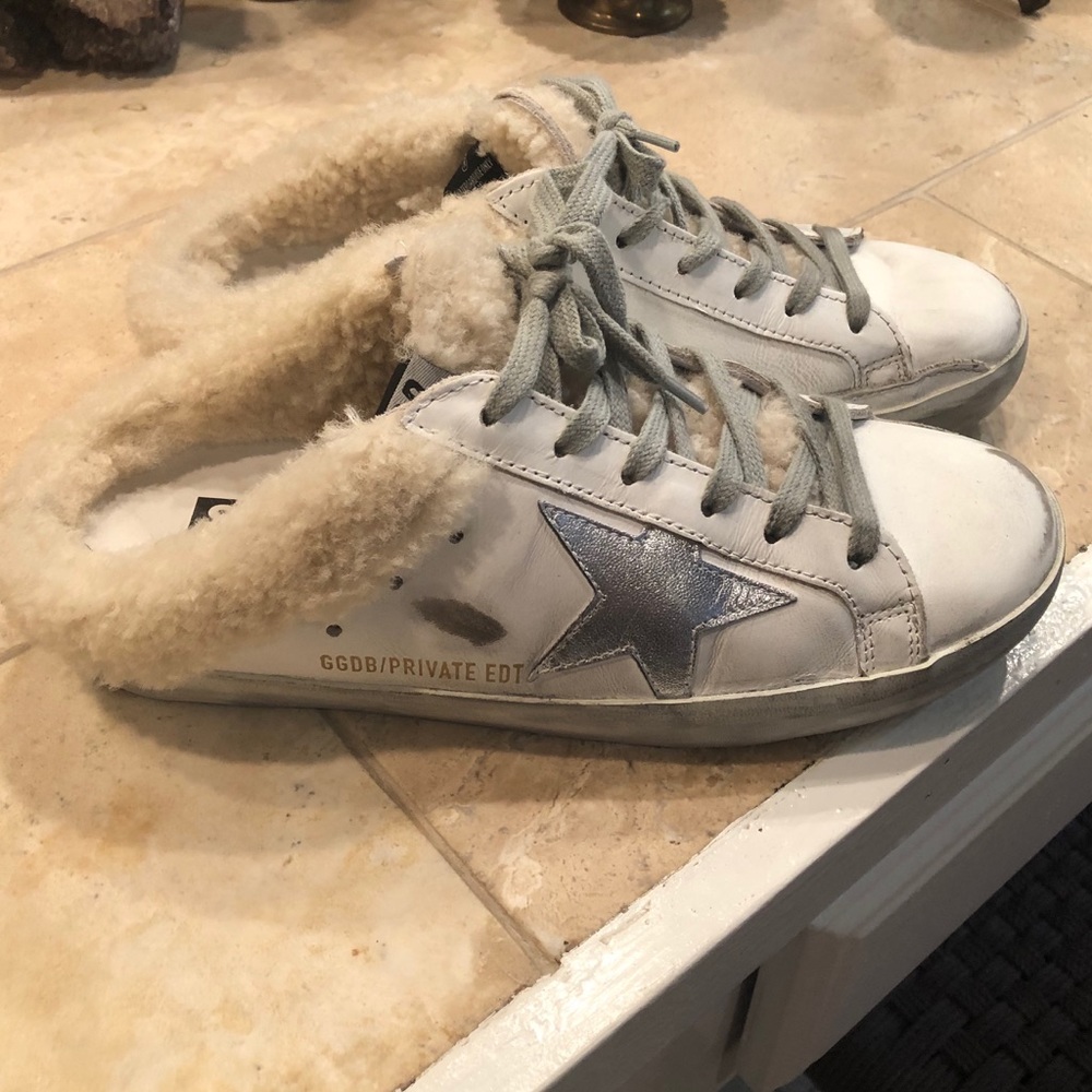 Golden Goose only worn ONCE fleece lined sneakers